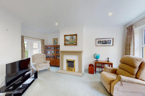 4-Old-Forge-Mews-04272025_153938