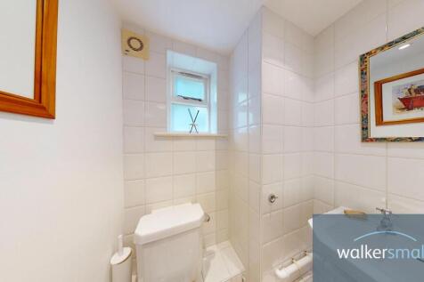 4-Old-Forge-Mews-04272025_160014