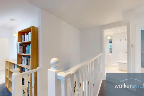 4-Old-Forge-Mews-04272025_155048