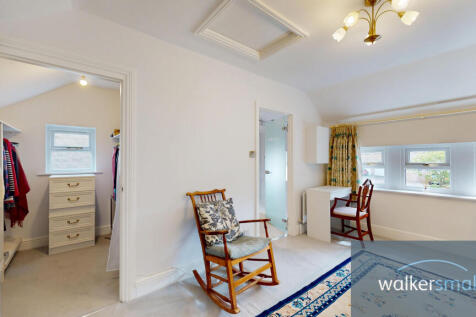 4-Old-Forge-Mews-04272025_154824