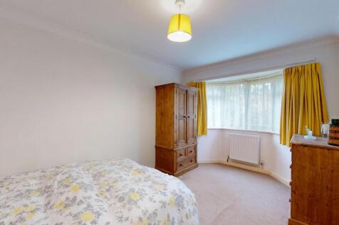 Flat-1-Lime-Tree-Court-05192025_125835