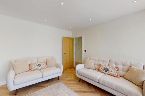 10-Cookridge-Ave-05272025_112148