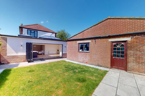 10-Cookridge-Ave-05272025_113357