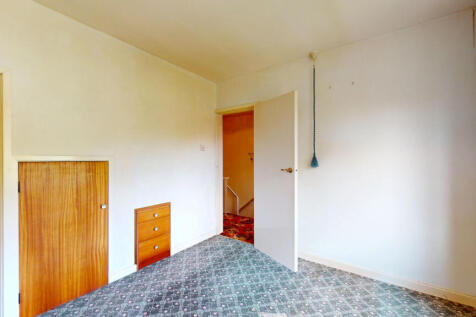 10-Buckstone-Avenue-06222025_134831