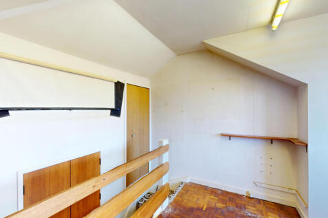 10-Buckstone-Avenue-06222025_135547