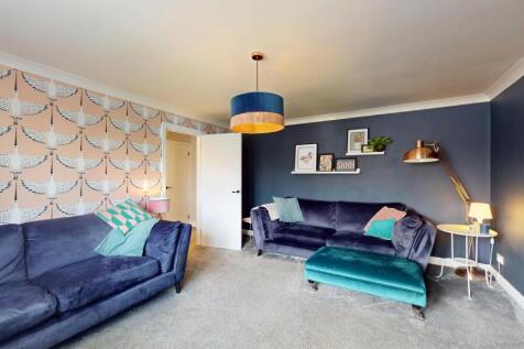 23-Broadfield-Way-06272025_142043