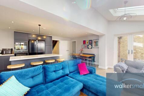 23-Broadfield-Way-06272025_142322