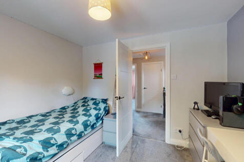 23-Broadfield-Way-06272025_145250