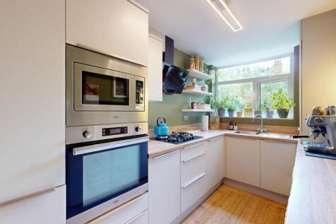 Flat-15-Moorbank-Court-06302025_114145