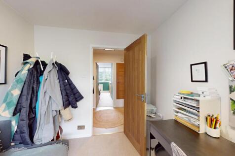 Flat-15-Moorbank-Court-06302025_114602
