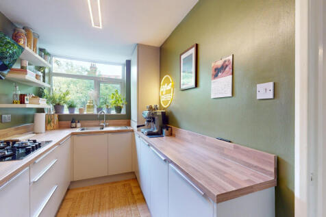 Flat-15-Moorbank-Court-06302025_114227