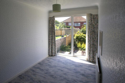 LoungeDiningRoom