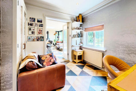52-Old-Lane-Living-Room