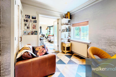 52-Old-Lane-Living-Room