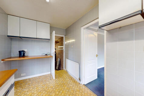 53-Holt-Park-Road-08182025_133913