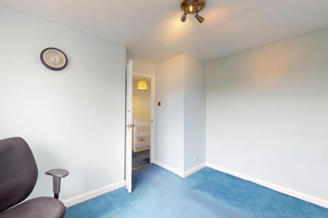 53-Holt-Park-Road-08182025_134359
