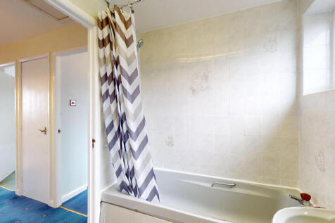 53-Holt-Park-Road-08182025_134733