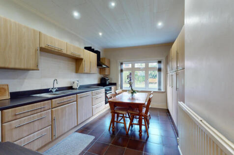 8-Welburn-Avenue-09152025_184353