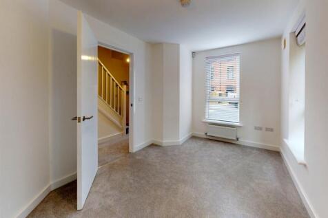 41-Copper-Beach-Court-Unfurnished