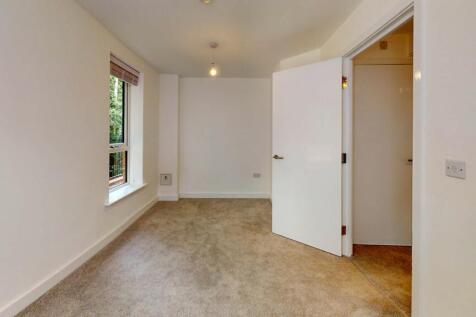 41-Copper-Beach-Court-Unfurnished(1)