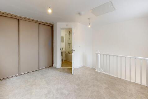 41-Copper-Beach-Court-Unfurnished(2)