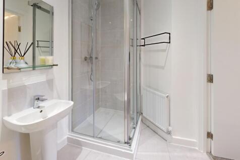 35-Copper-Beech-Bathroom