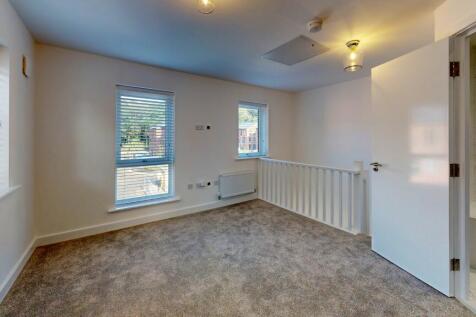 35-Copper-Beech-Bedroom