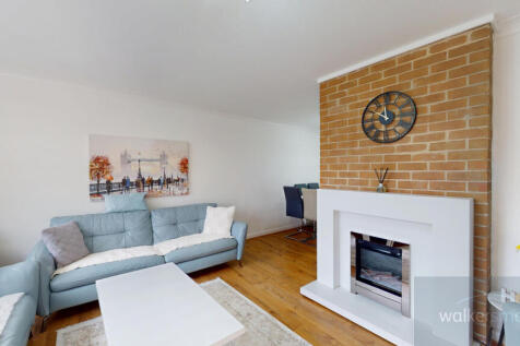 10-Holt-Park-Grove-10272025_122517