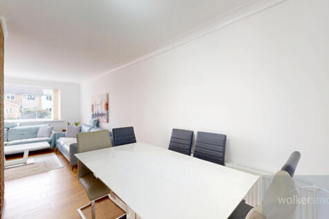 10-Holt-Park-Grove-10272025_122638