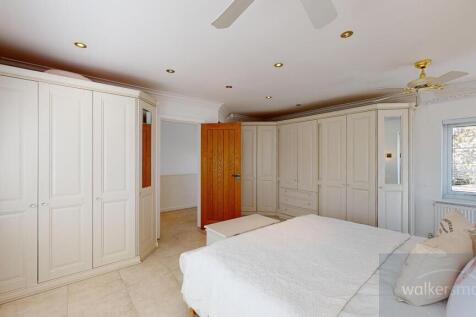 24-Ancaster-Road-05032024_173215