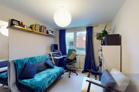 Flat-7-Woodside-Court-11192025_203752