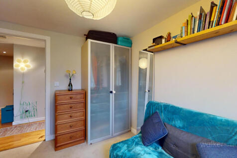 Flat-7-Woodside-Court-11192025_203813