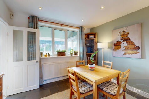 4-Hawkestone-Place-11262025_190623