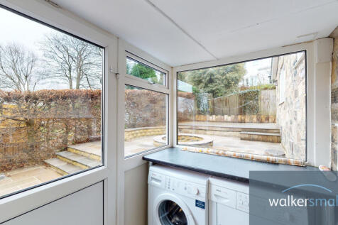 7-Hall-Close-12092021_203245