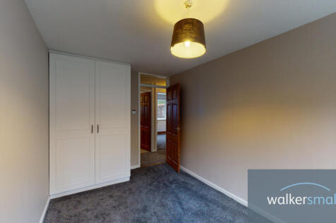 7-Hall-Close-12092021_203756