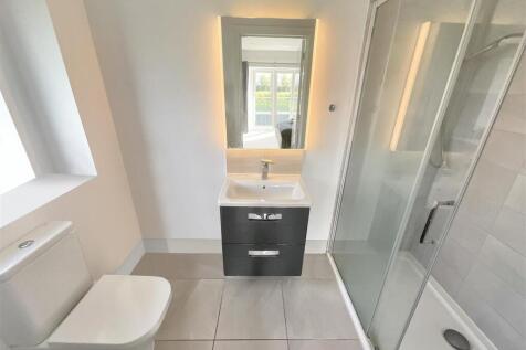 Bedroom Two En-Suite