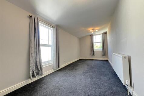bedroom 3.jpg