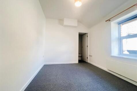 lounge - bedroom.jpg