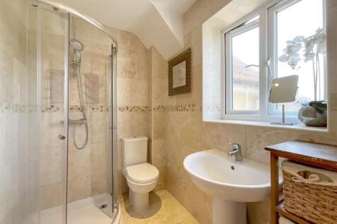 Bedroom One Ensuite