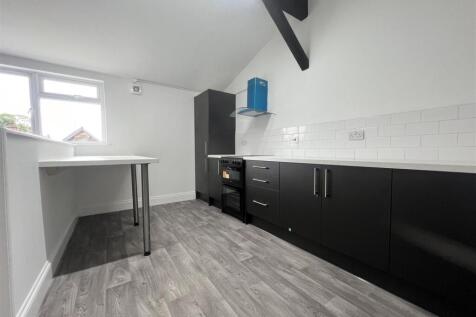 Kitchen / Breakfast Room