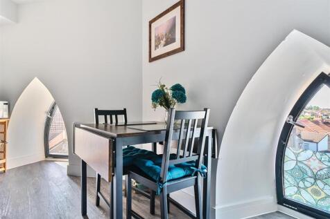 Lounge/Diner/Kitchen