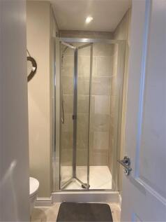 ensuite.jpeg