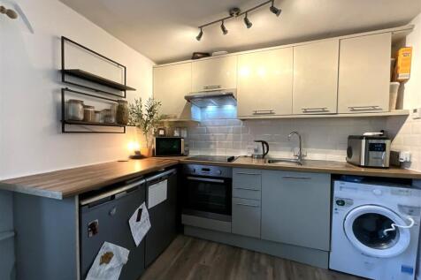 Lounge Area / Kitchen Area