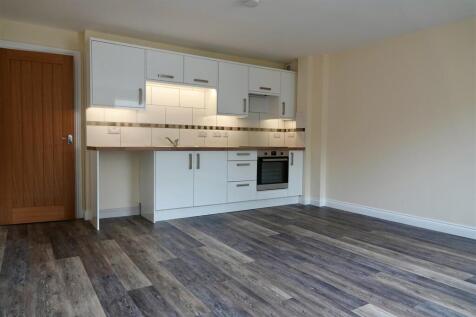 Lounge / Kitchen