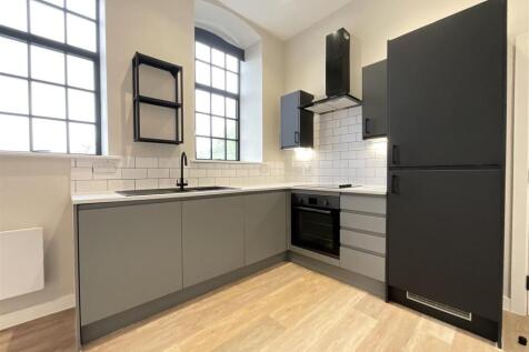 Kitchen / Lounge