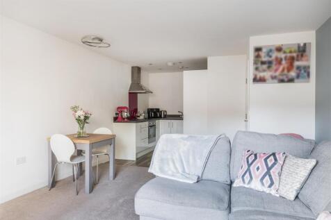 Lounge/Diner/Kitchen