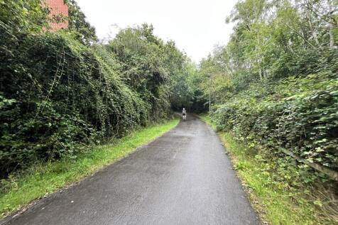 Cycle Track