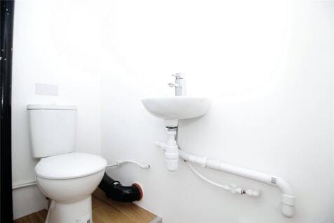 Cloakroom/Wc