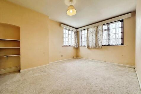 Dressing Room/Bed 7
