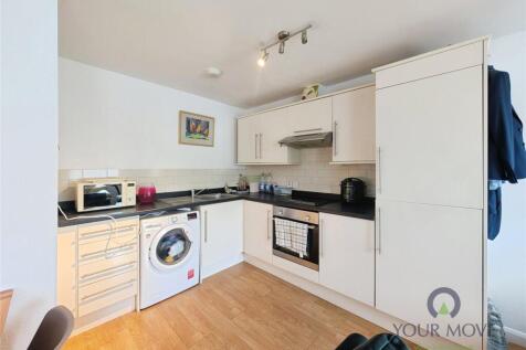 Lounge / Kitchen